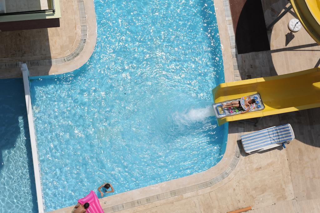 Holiday World Hotel ألانيا المظهر الخارجي الصورة